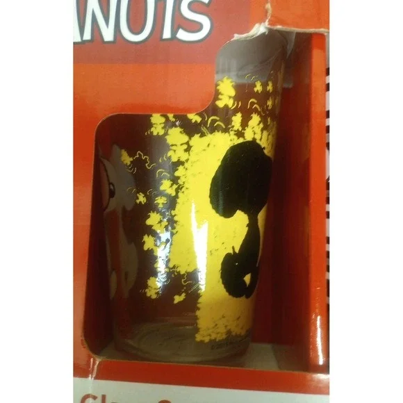 PEANUTS SNOOPY 16oz. Set Of 4 16 Oz Pint Glasses. Brand New in Box. Glass Set - Picture 7 of 8